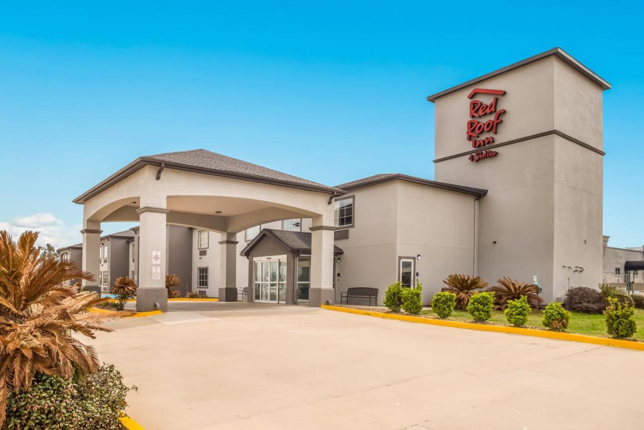 Red Roof Inn & Suites Lake Charles Bagian luar foto