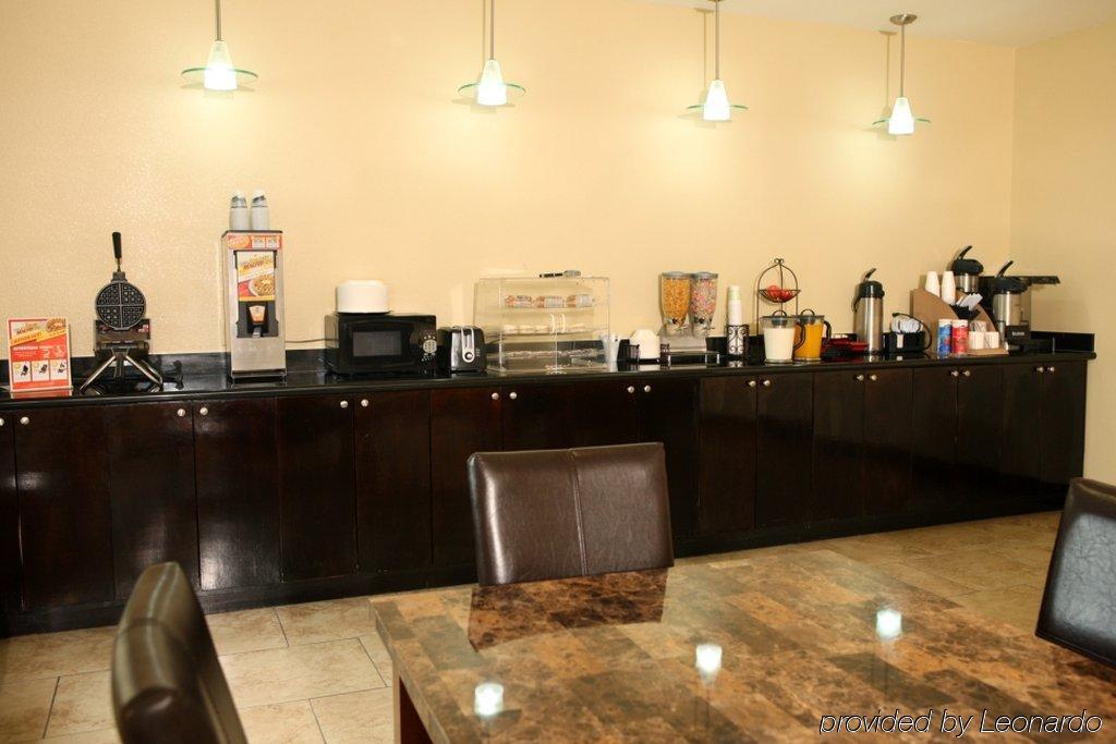 Red Roof Inn & Suites Lake Charles Bagian luar foto