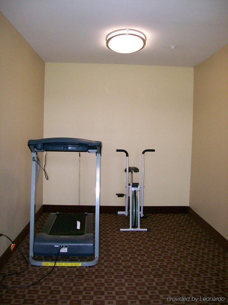 Red Roof Inn & Suites Lake Charles Bagian luar foto